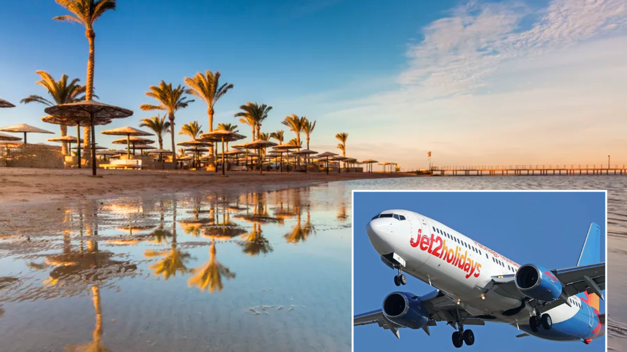 Beach in Sharm El Sheikh, Egypt / Jet2 plane