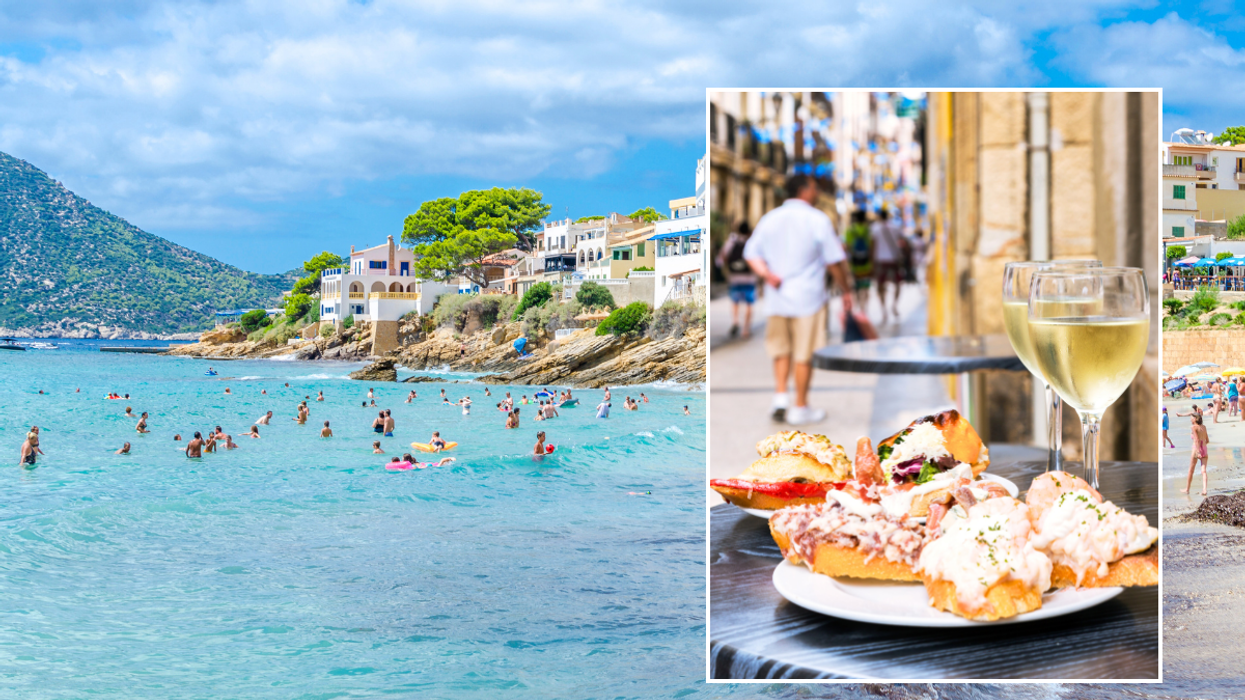 Beach in Spain / food in Spanish restaurant