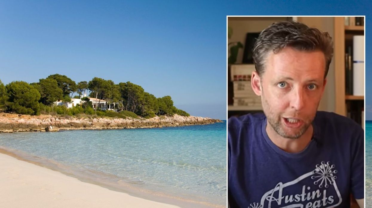 Beach in Spain / James from Spain Revealed Revealed