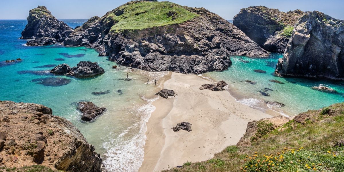 NextImg:Staycation: The most popular place for a UK getaway has 'spectacular landscapes - perfect for nature lovers'