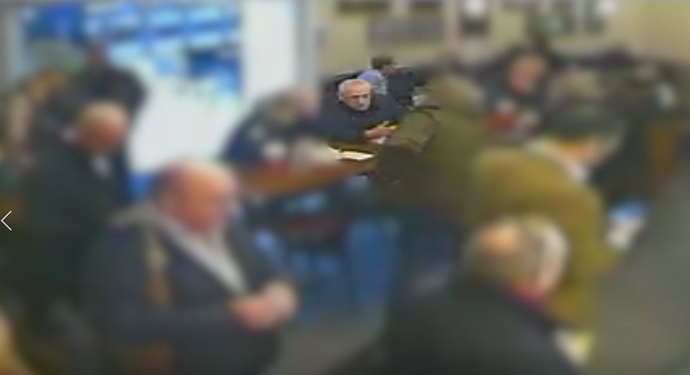 Beard at a meeting at Victoria Station