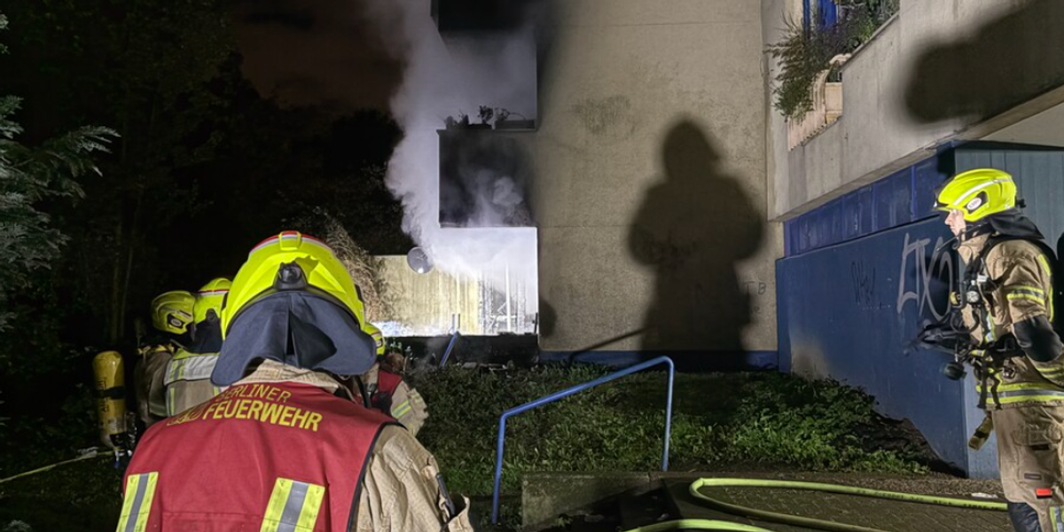 NextImg:Several people injured in Berlin building explosion as emergency services rush in to put out blaze