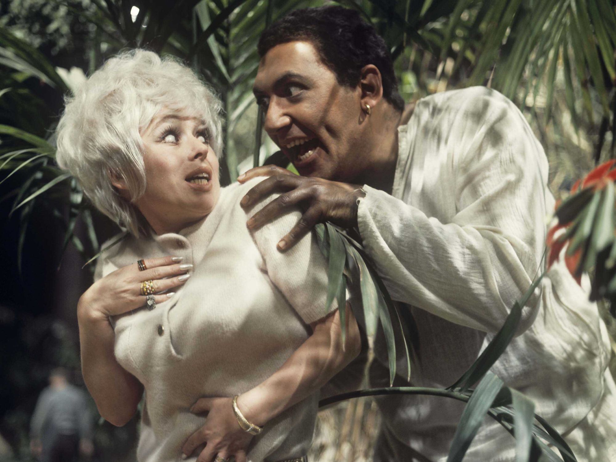 Bernard Bresslaw and Barbara Windsor in Carry On Up The Jungle