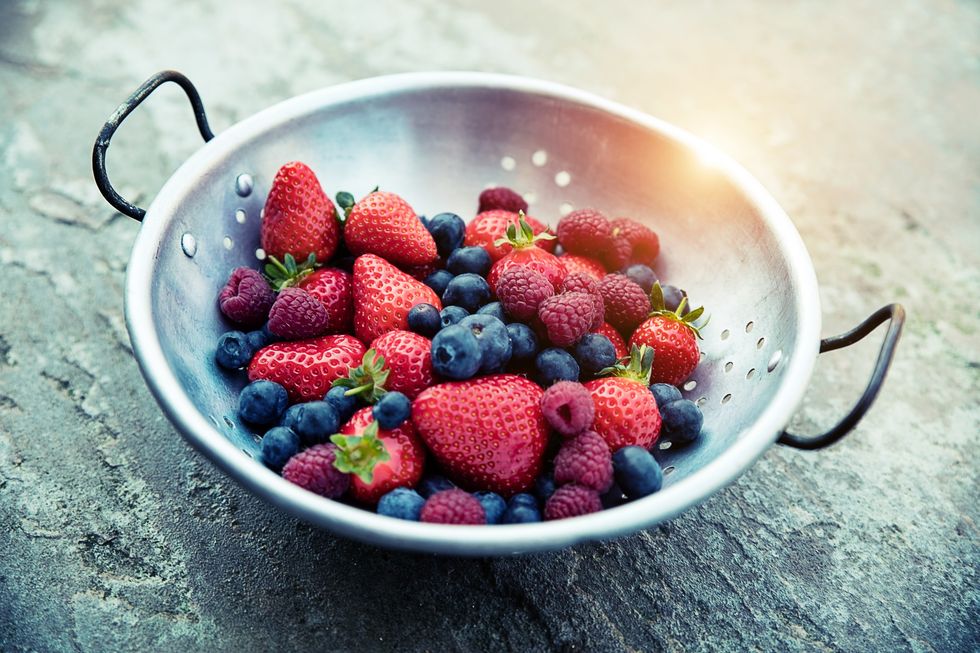 BERRIES IN BOWL