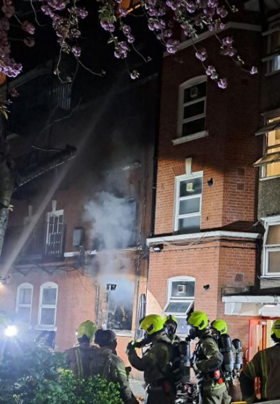 Bethnal Green flat fire