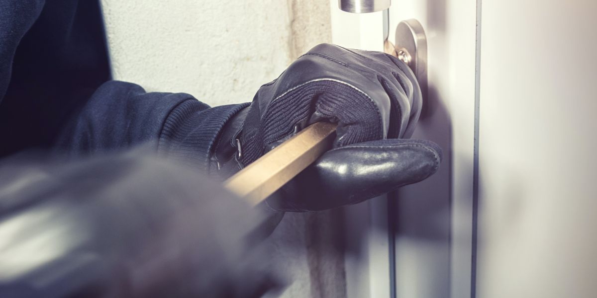 NextImg:Britons warned of horror burglary tactic used to check if homes are empty during half-term holidays