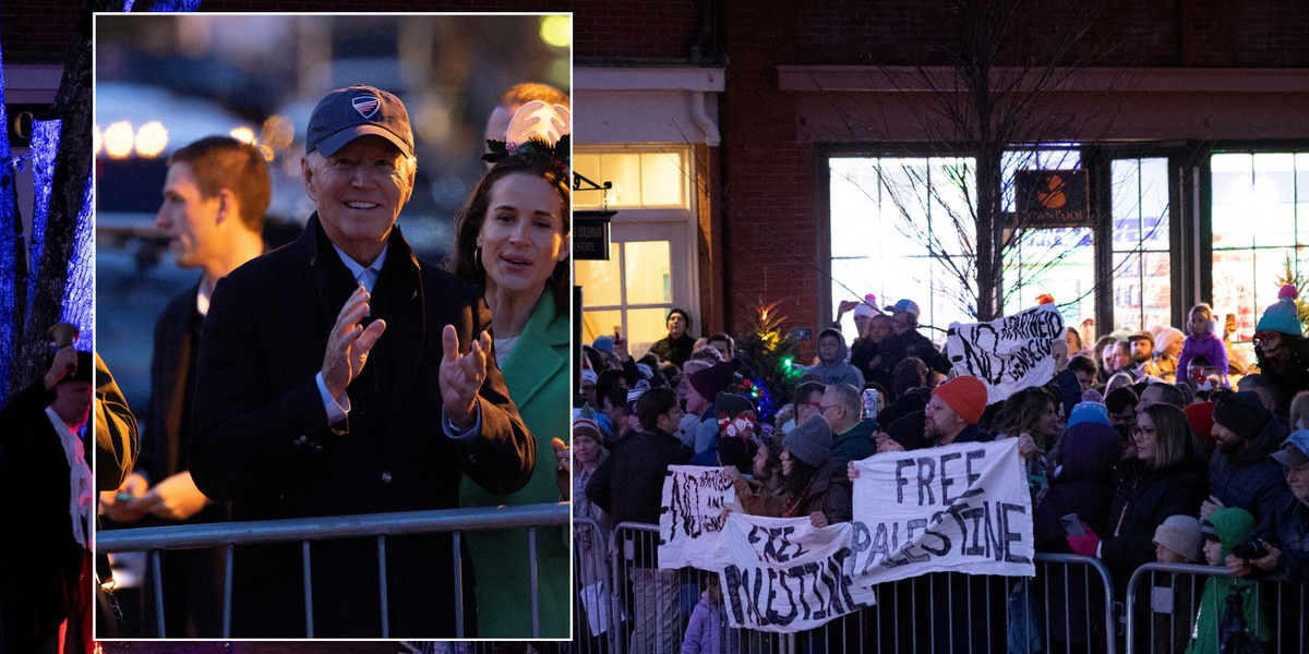 NextImg:Joe Biden heckled at Christmas lights switch on as protesters sabotage event