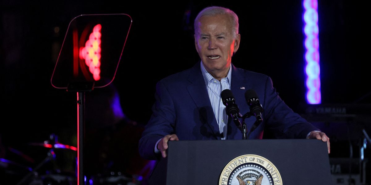 NextImg:President Joe Biden appears to freeze on stage in bizarre moment at White House