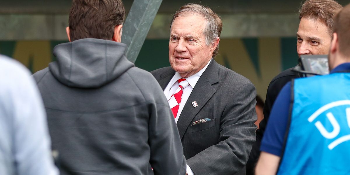 NextImg:Bill Belichick 'dating 24-year-old former cheerleader' after first meeting on a flight three years ago