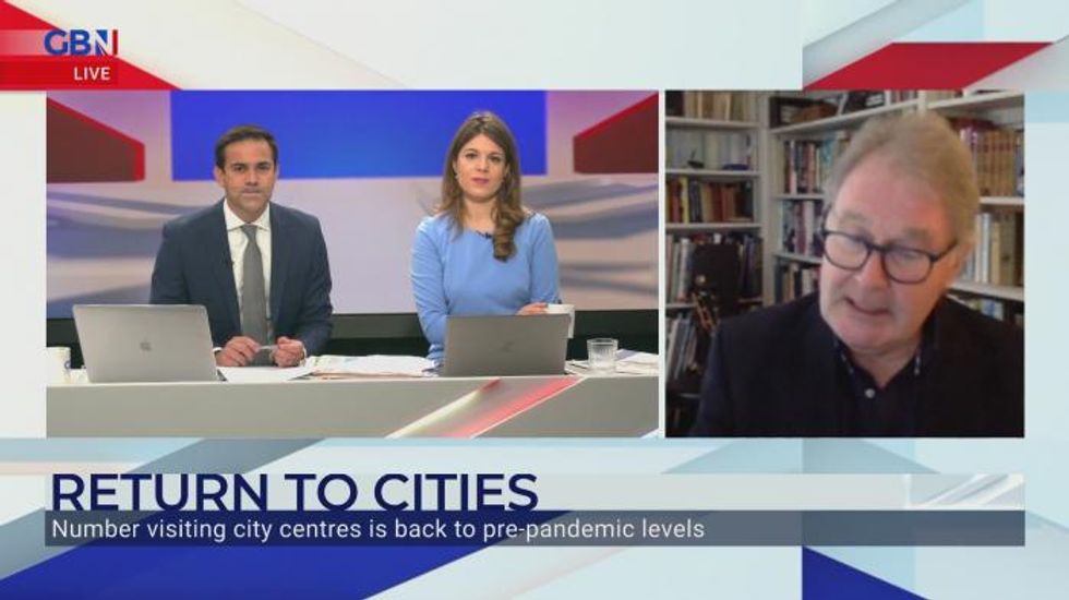 Consumer confidence rises ahead of Christmas despite soaring inflation, says survey