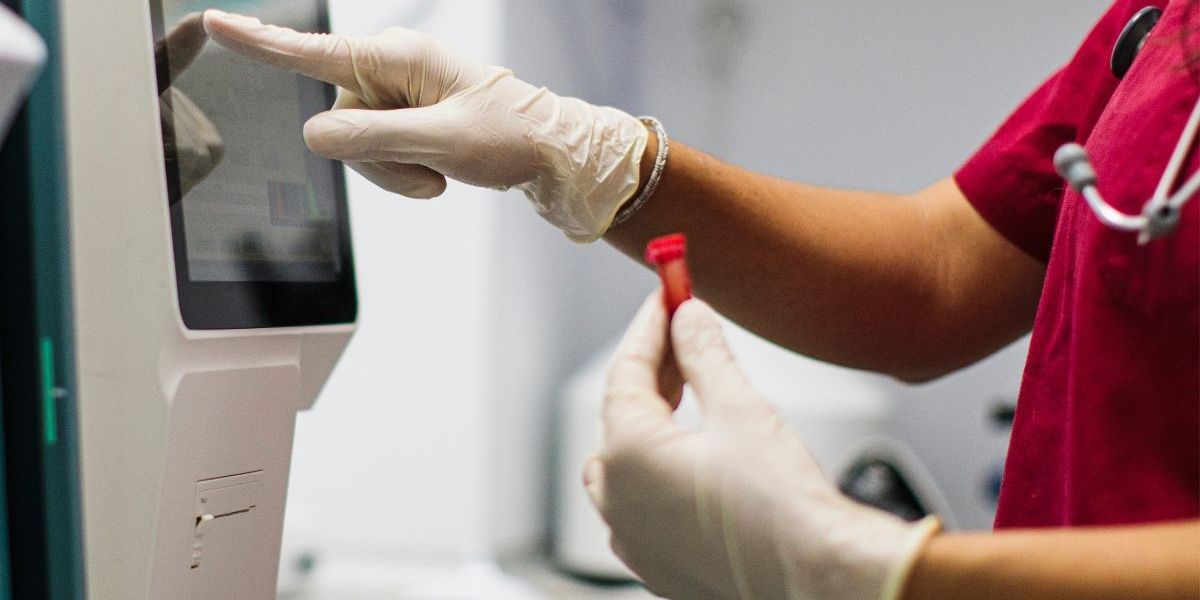 NextImg:New blood test shows 'significant promise' in detecting ovarian cancer early