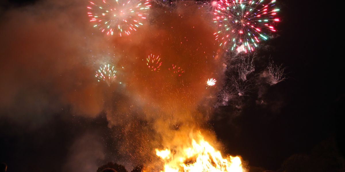 NextImg:Bonfire Night cancelled en masse at last minute across UK with Britons left devastated