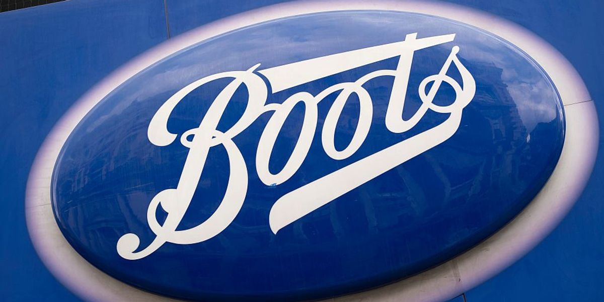 Boots slashes prices of No7, Olay, and Soap & Glory to £10 Boots slashes prices of No7, Olay, and Soap & Glory to £10