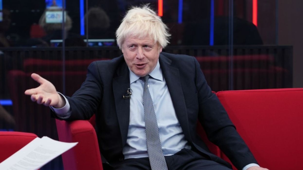 Boris denies doing deal with Farage as ex-PM bemoans ‘machine-gunning’ support to Reform UK