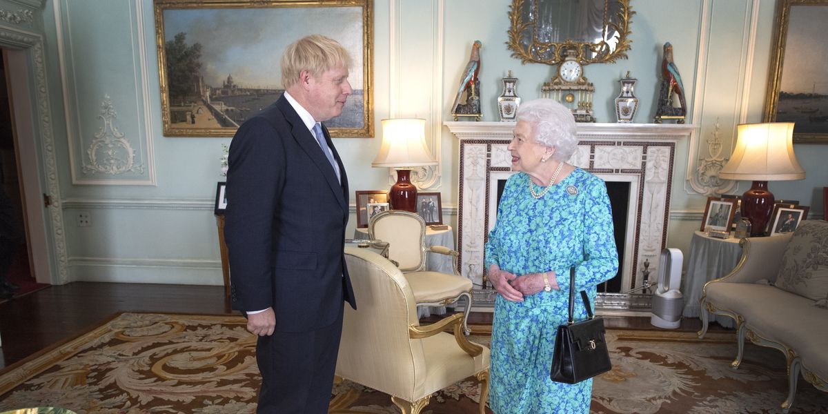 Dominic Cummings ‘warned Boris Johnson he could kill the Queen by infecting her with coronavirus’ Dominic Cummings ‘warned Boris Johnson he could kill the Queen by infecting her with coronavirus’