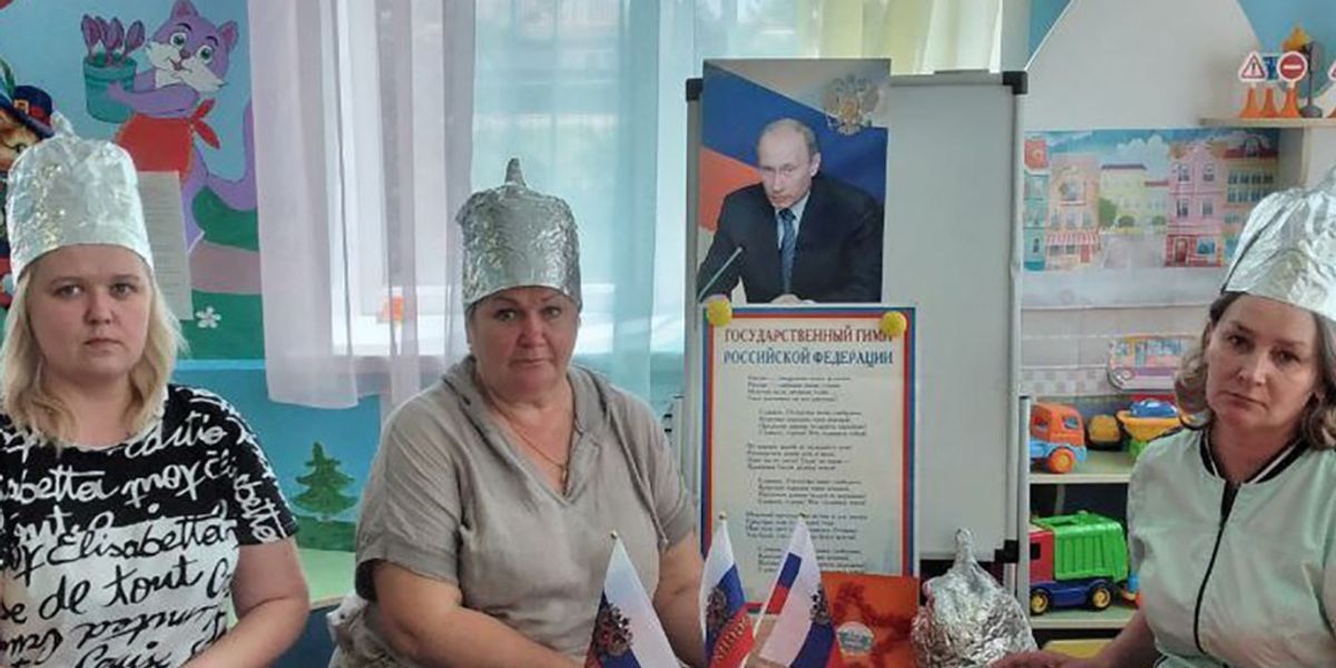 NextImg:Russian teachers pranked into wearing tinfoil hats to protect the 'Fatherland' against Nato 'plot'