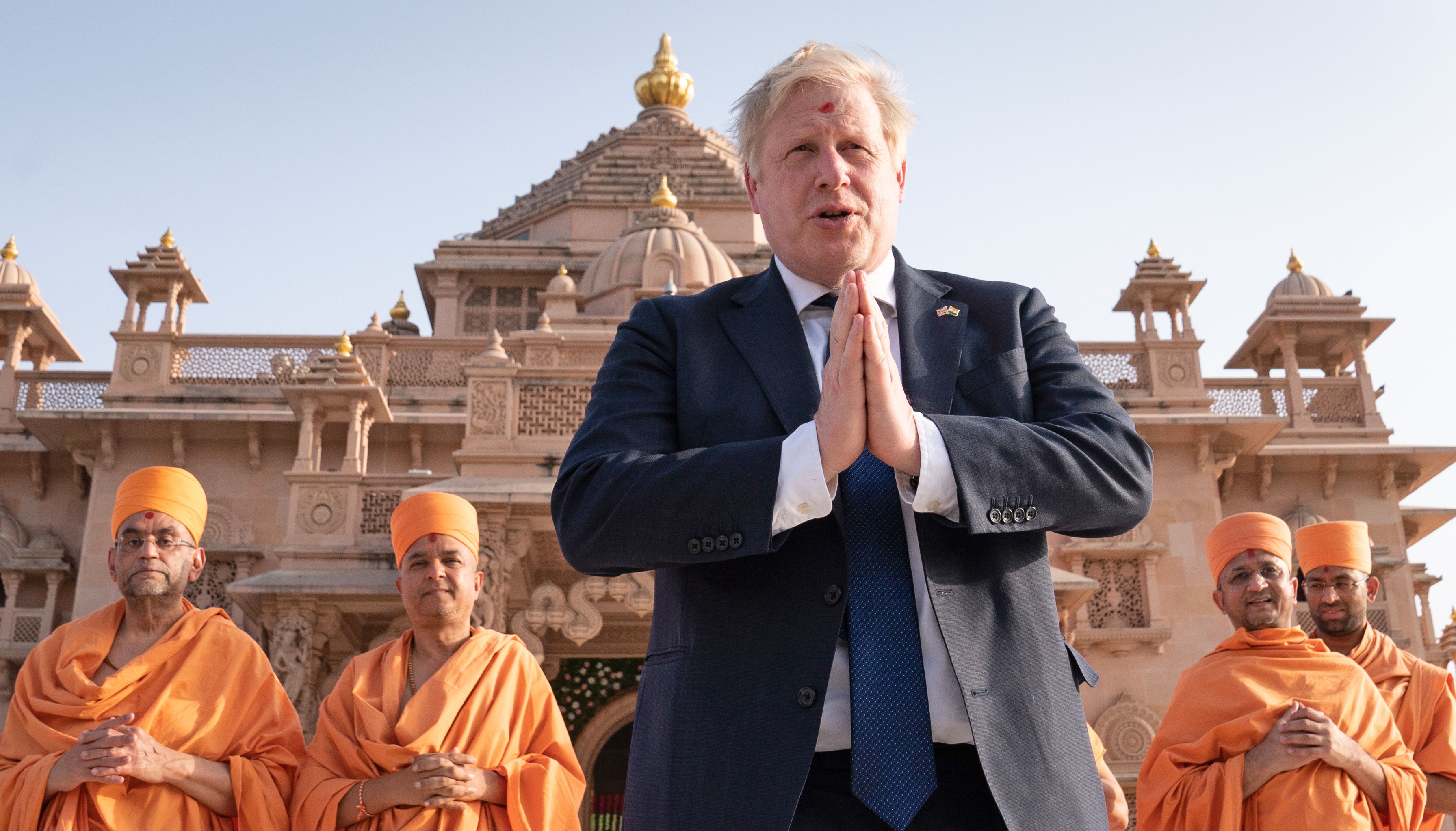 Boris Johnson visits the Swaminarayan Akshardham temple in Gandhinagar, Ahmedabad.