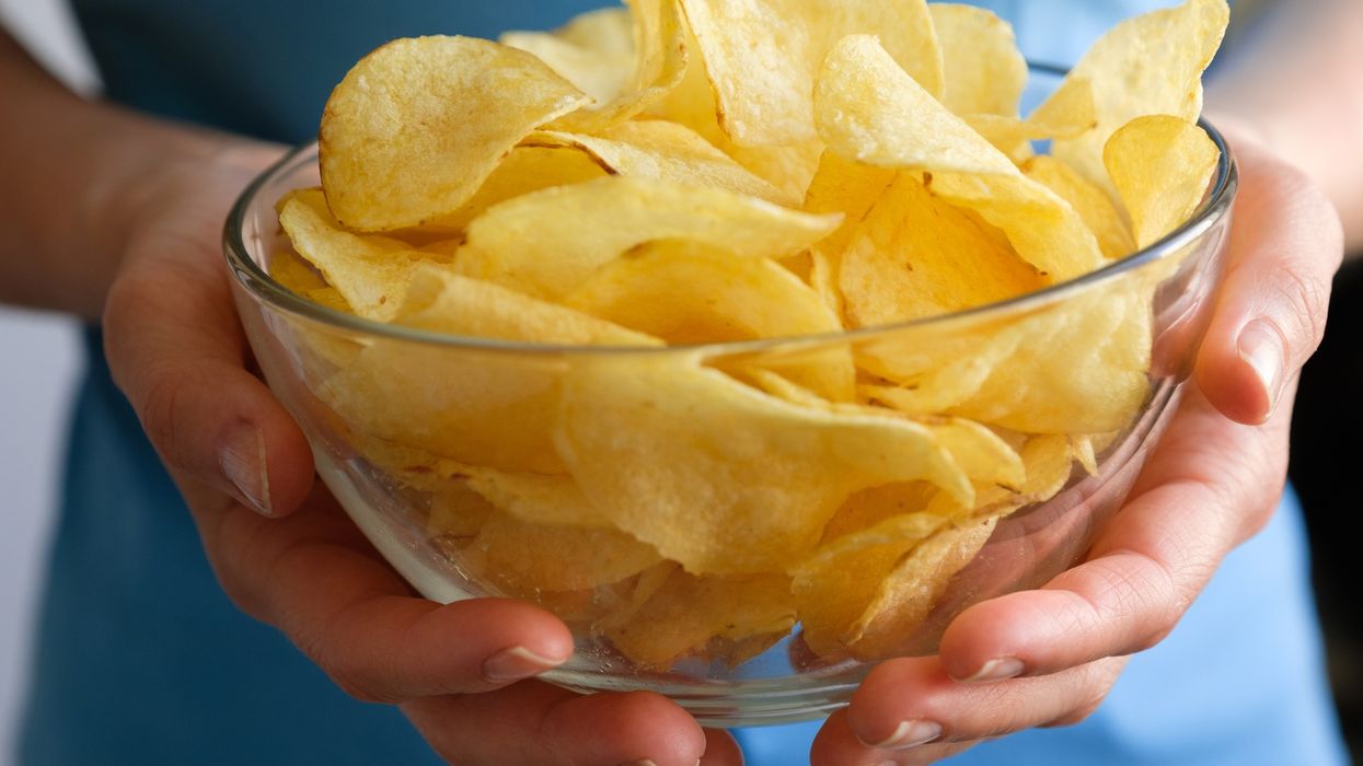 Bowl of crisps