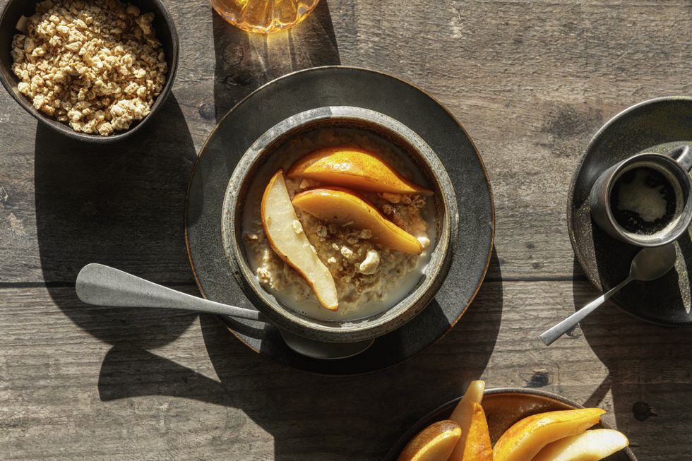 Bowl of porridge oats