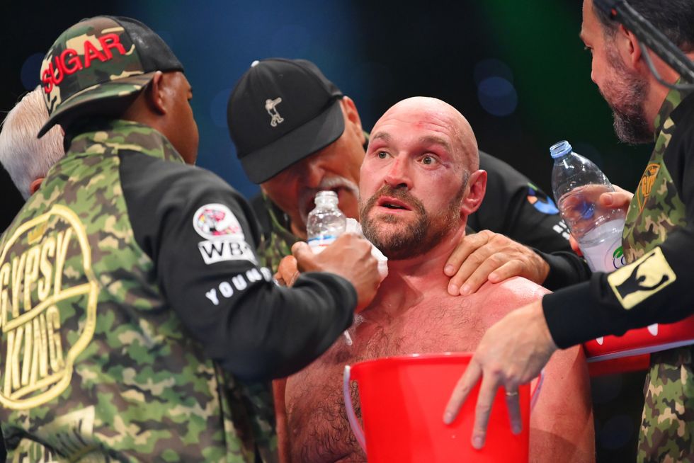 Boxing news Tyson Fury 'looked confused' as major worry revealed ahead