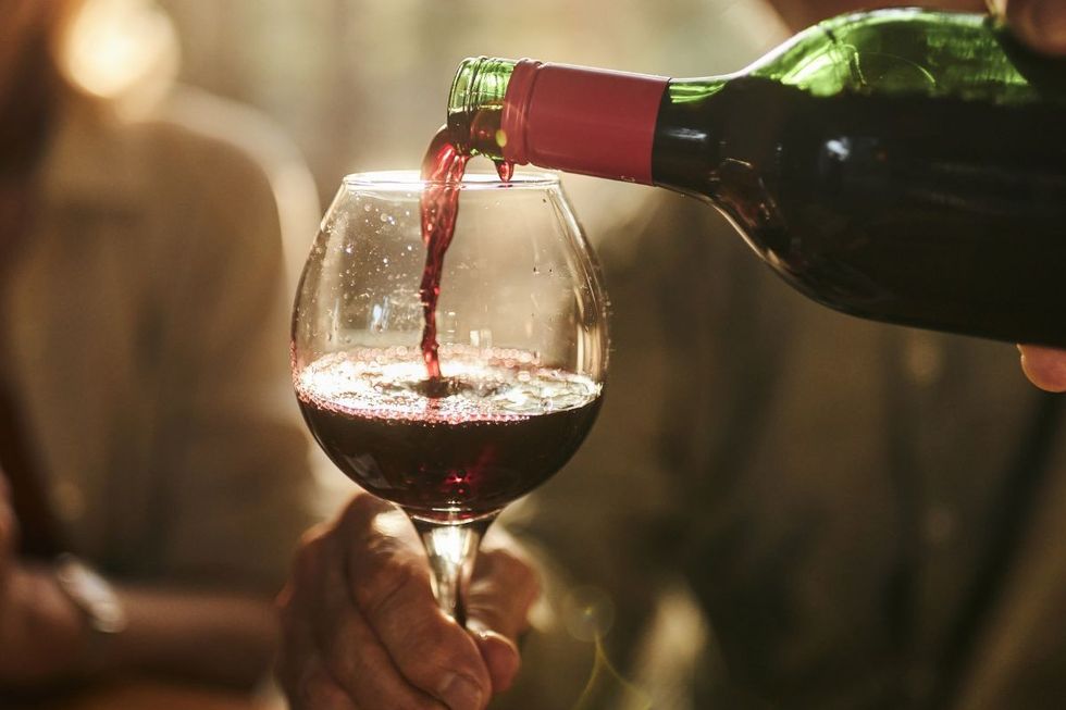 BRAIN SCAN AND GLASS OF WINE