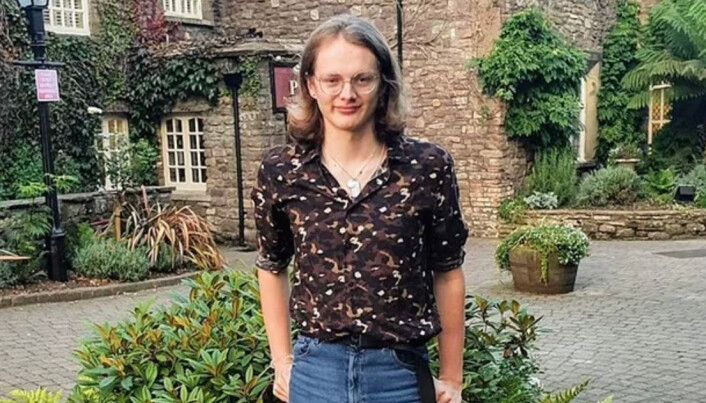 Bridges deleted social media for two weeks after experiencing %22pretty dark times%22 following the exclusion.