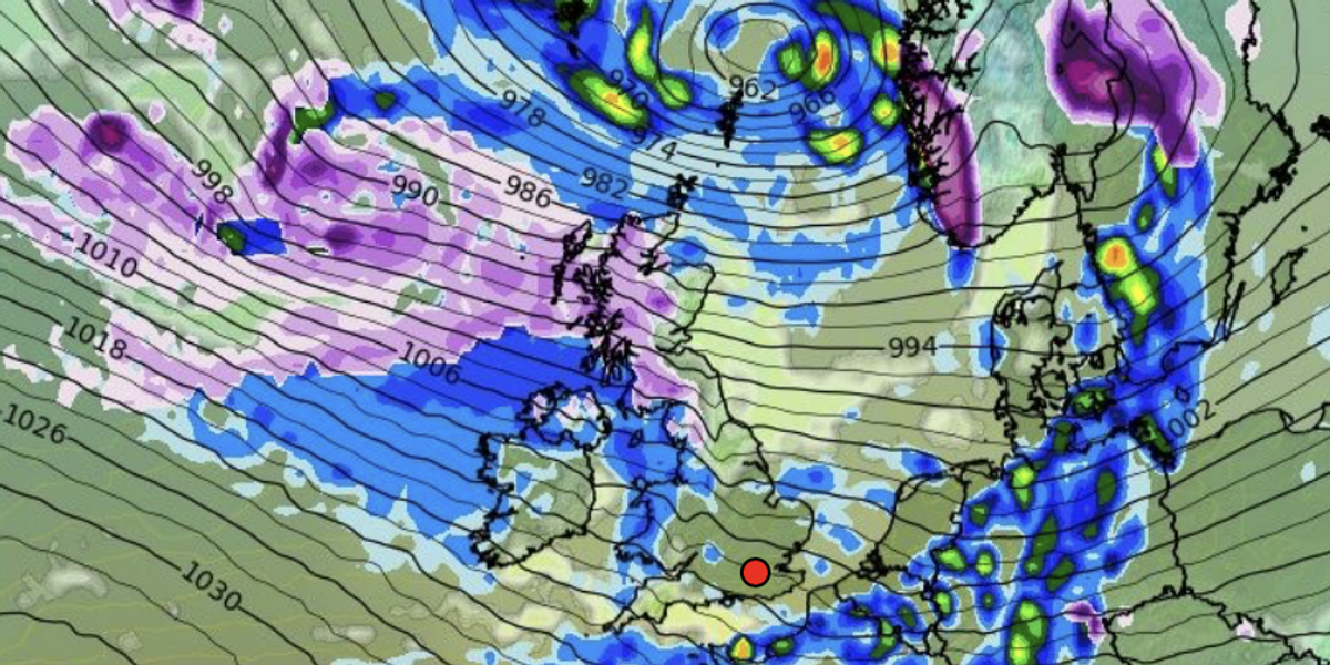 NextImg:UK weather: ‘Explosive’ Christmas ‘weather bomb’ to bring 80mph gales, rain and snow