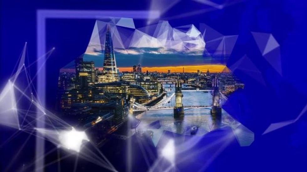 MONEY POLL: Should the £10 DWP Christmas bonus be raise to £119? Vote now