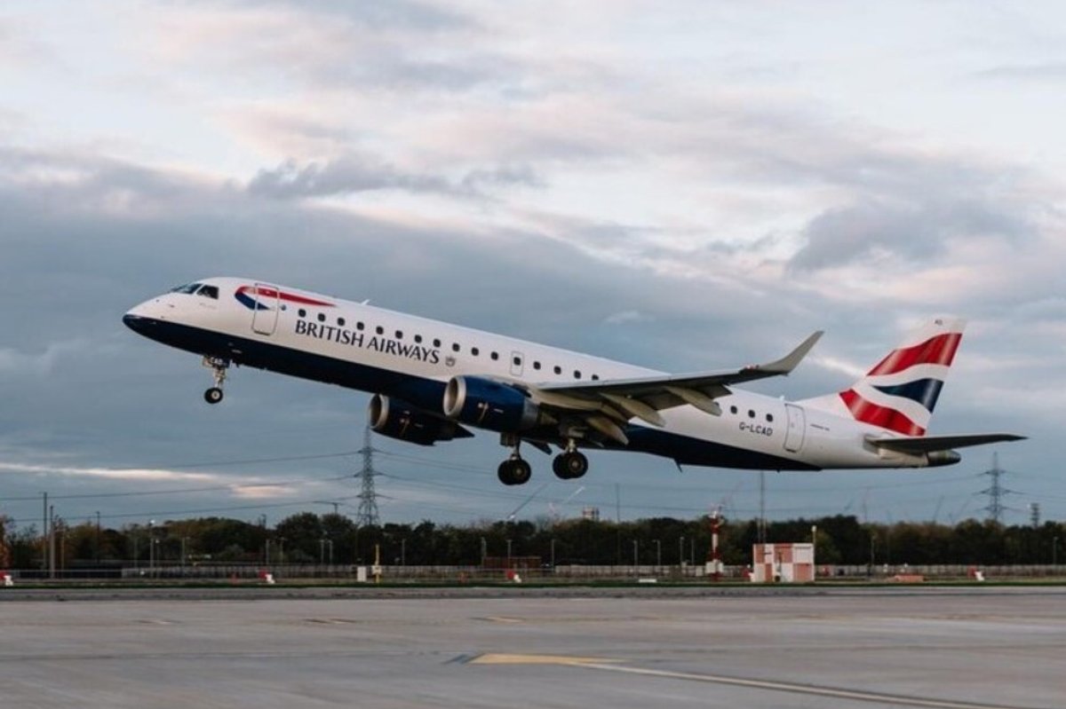 British Airways flight taking off