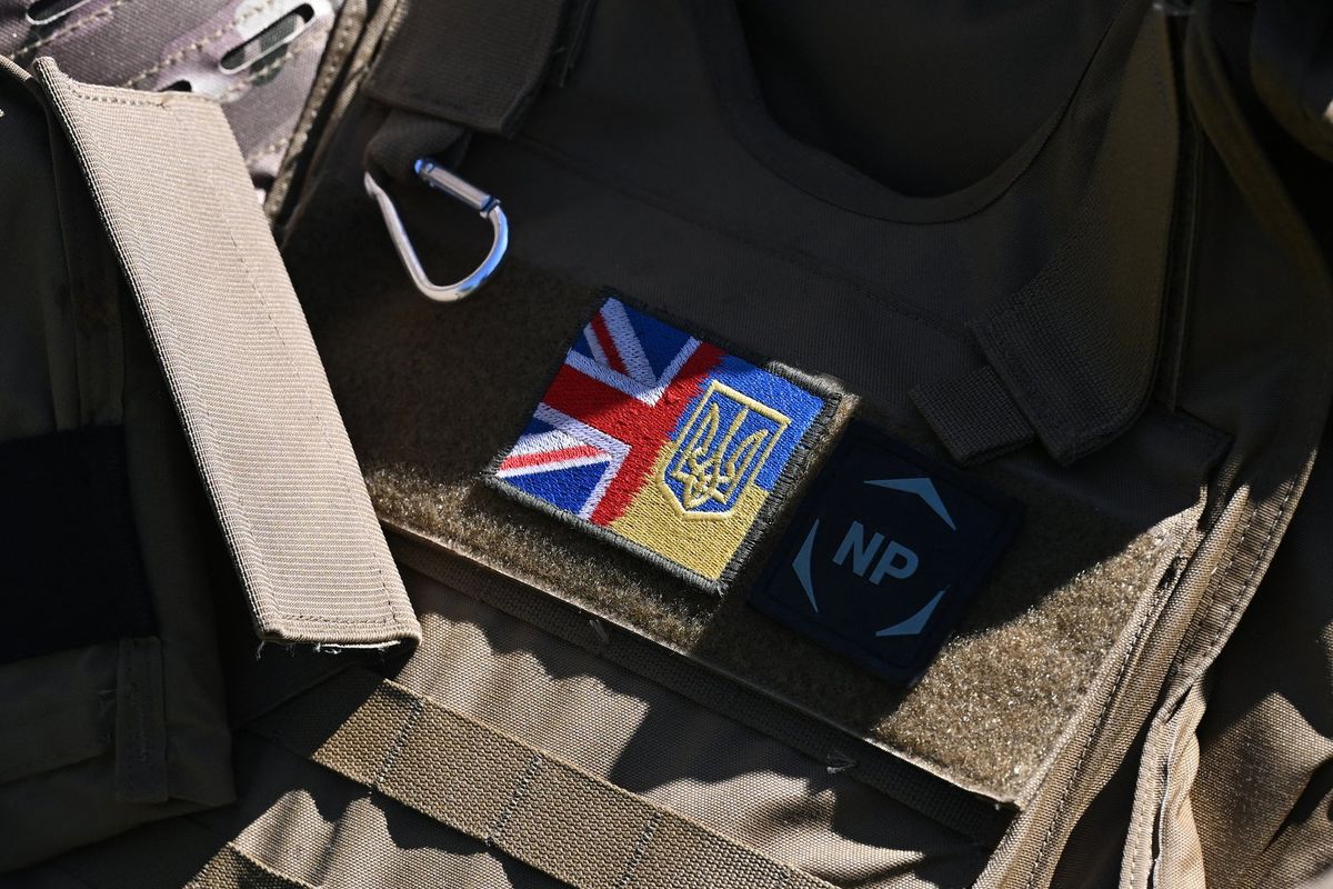 British/Ukraine military patch
