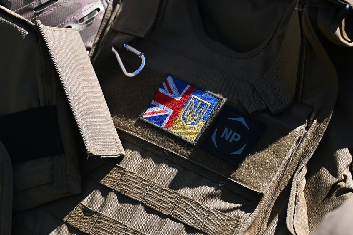 British/Ukraine military patch
