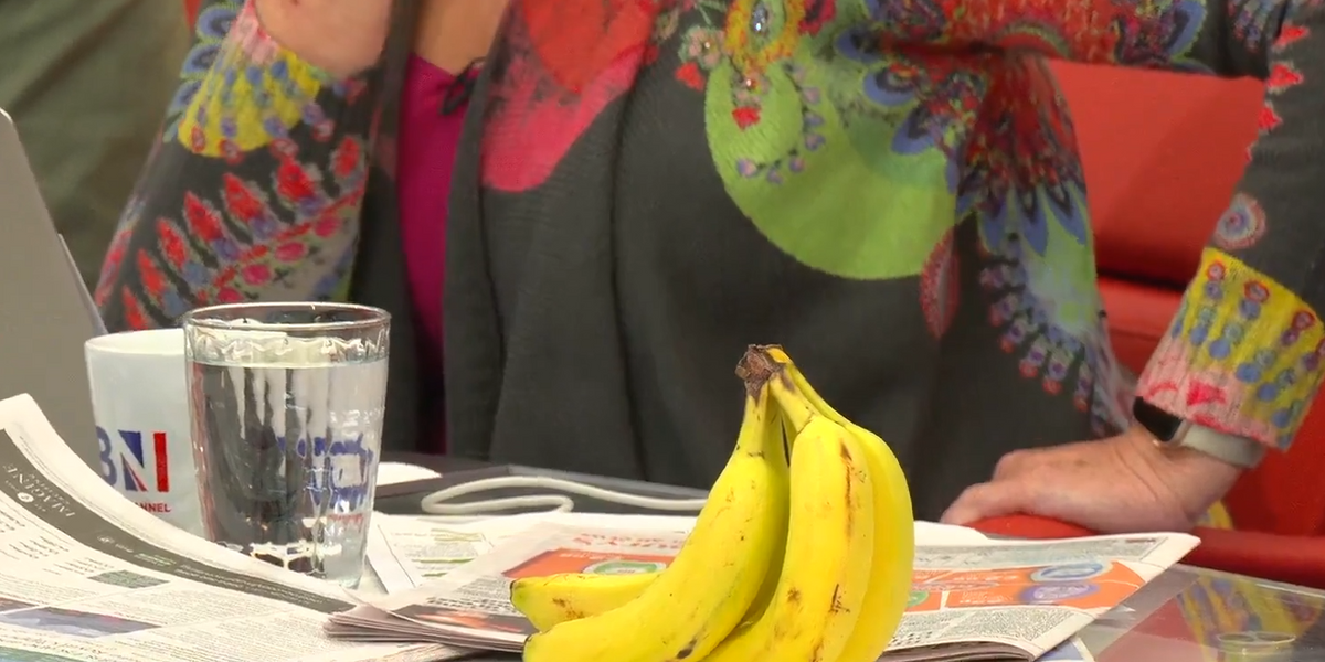 NextImg:'If you see them buy them!' Brits scramble to buy bananas as UK faces major shortage