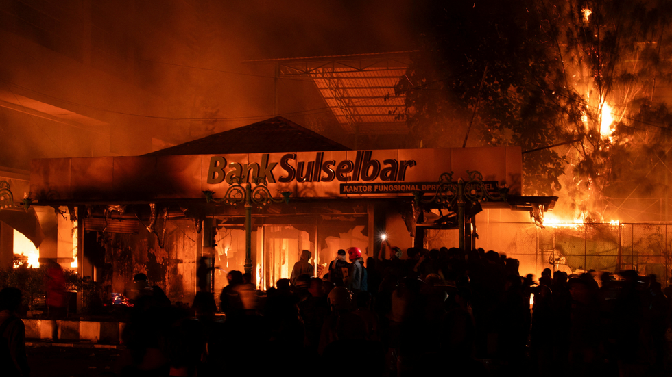 Building on fire