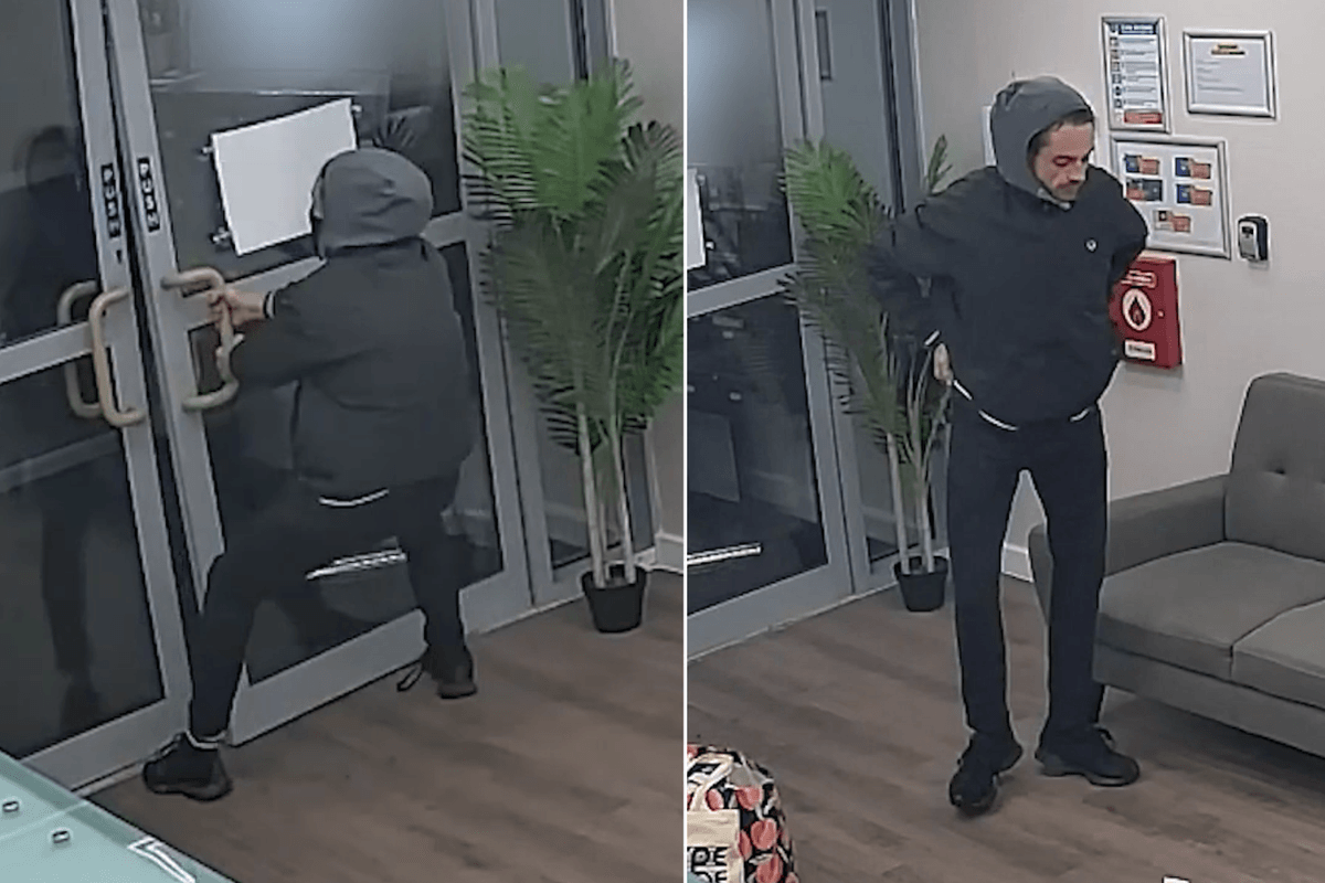 Burglar Jack Higgins attempst to flee