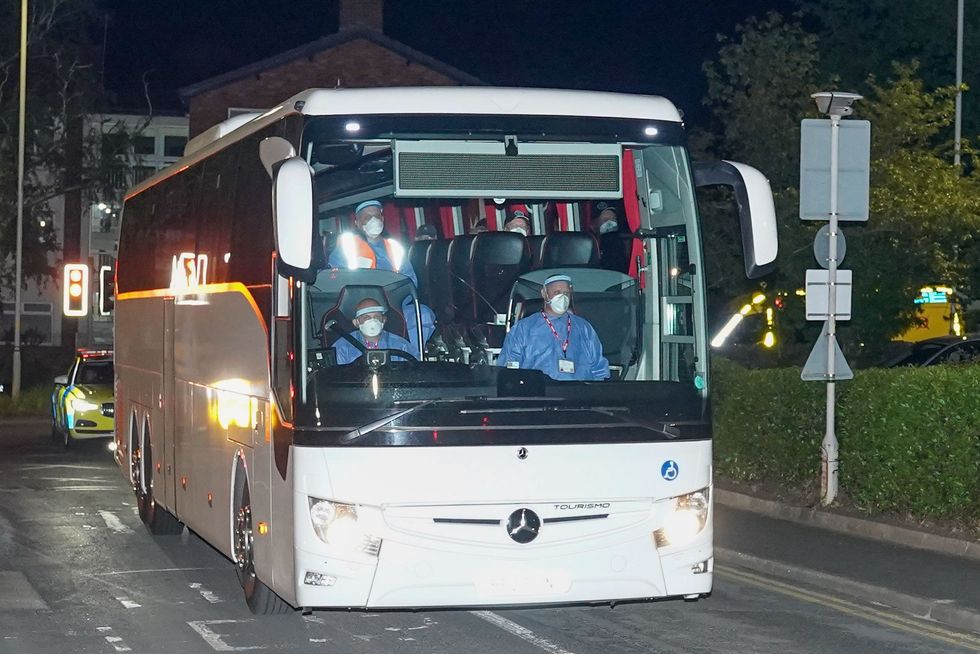 Bus taking hantavirus passen gers to Arrowe Park Hospital in Merseyside