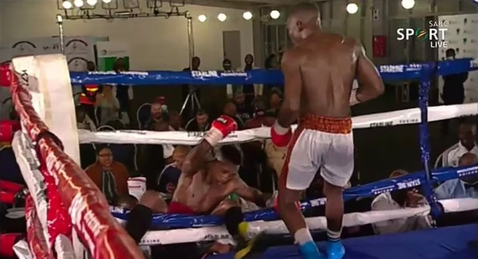 Buthelezi had sent his opponent into the ropes earlier in the fight.