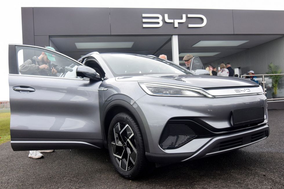 BYD dealership in Farnborough