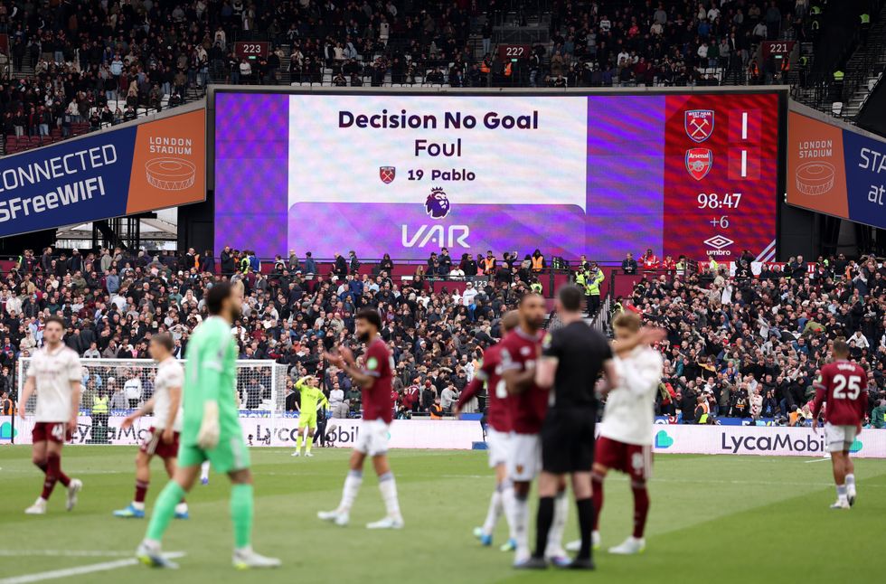 Gol de Callum Wilson anulado na morte no jogo do West Ham contra o Arsenal