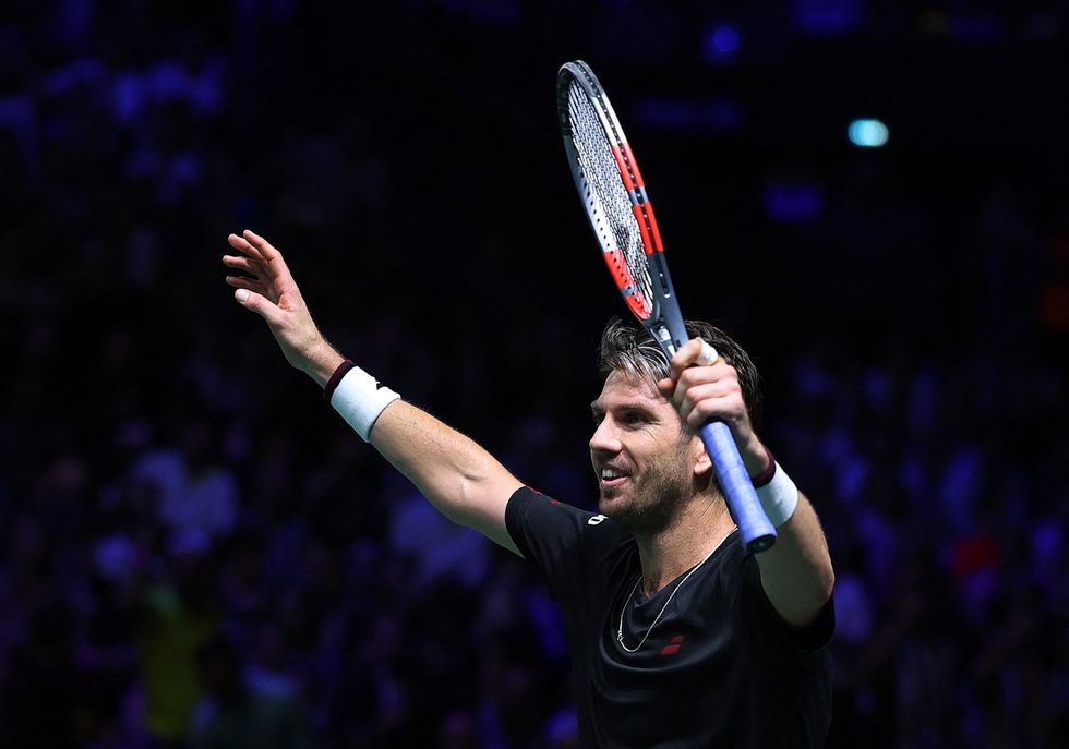 Cam Norrie came from behind to beat Carlos Alcaraz in stunning fashion