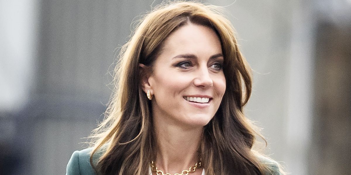 Kate Middleton receives hundreds of letters and cards as Princess of ...