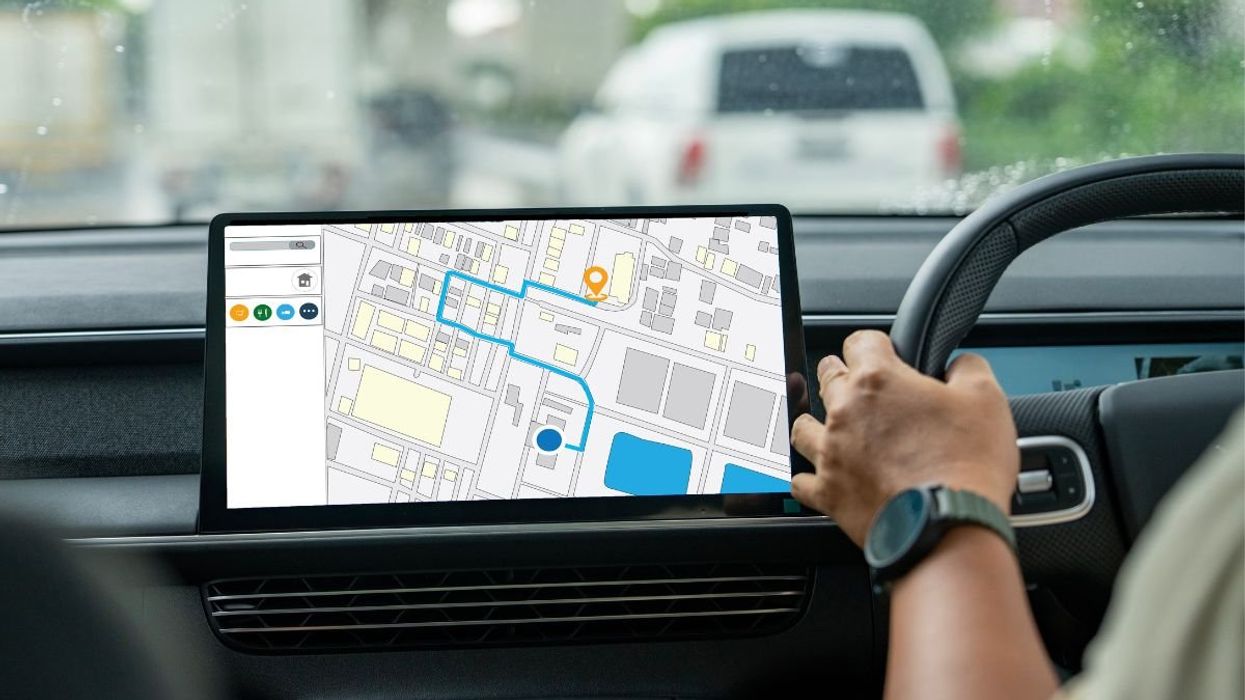 Car infotainment screen