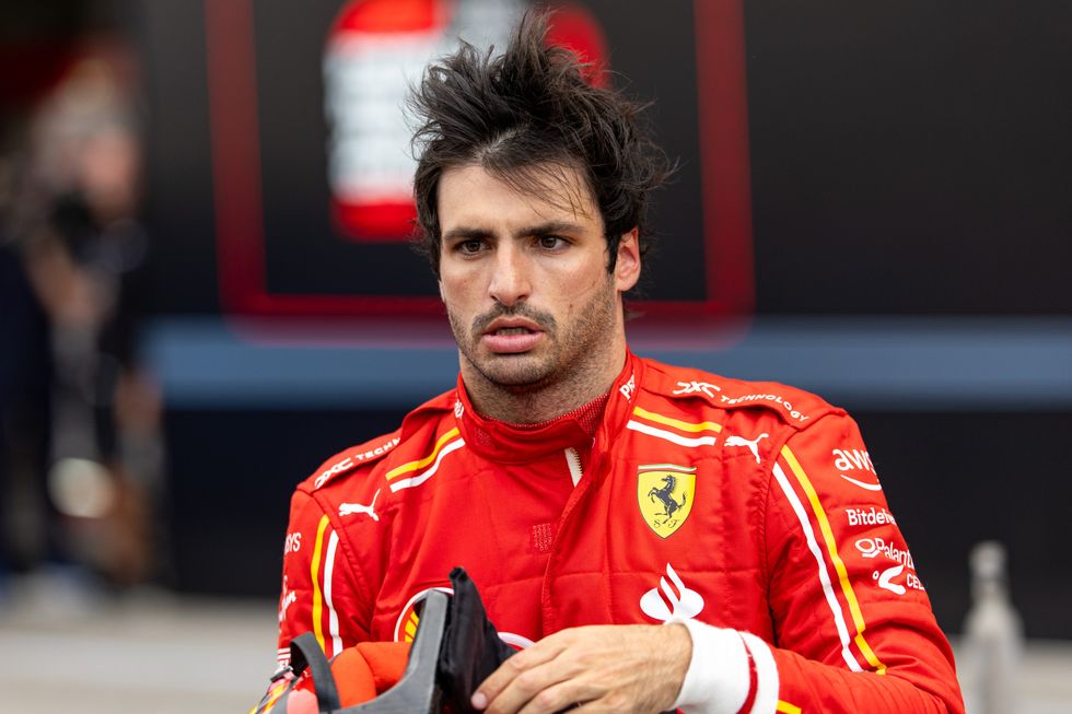 Carlos Sainz is looking for a seat next year