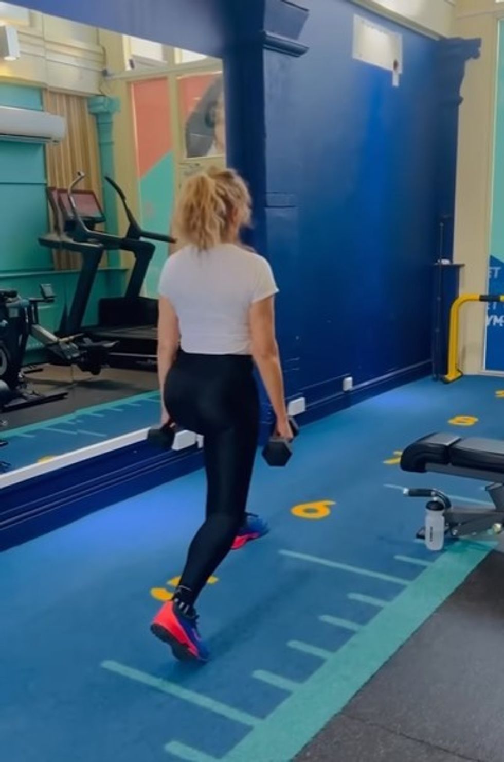 Carol Vorderman lunges