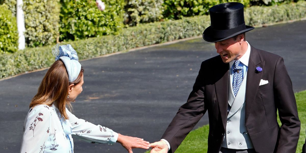 Carole Middleton’s support ‘absolutely pivotal’ to Catherine and Prince William Carole Middleton’s support ‘absolutely pivotal’ to Catherine and Prince William