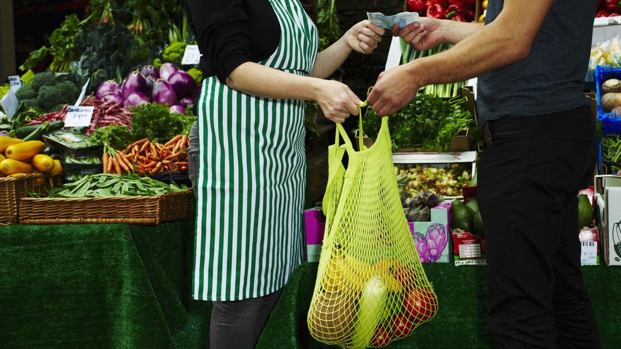 Cash being used to pay for groceries