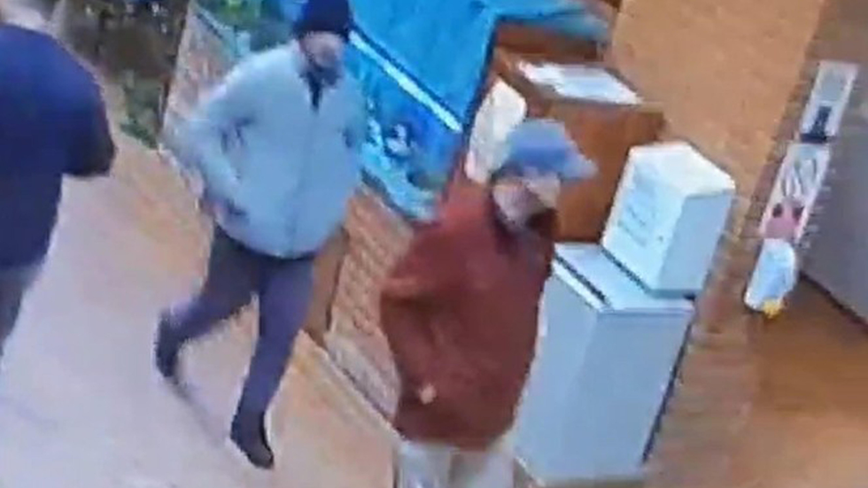 CCTV footage of escaped prisoners