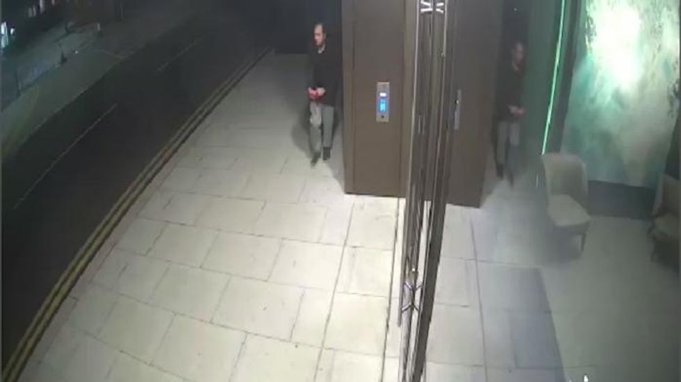 Sabina Nessa: Met Police seek man in CCTV images