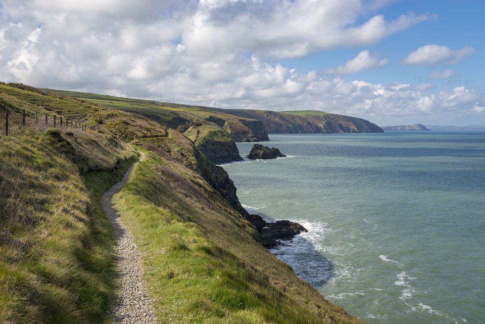 Ceibwr Bay