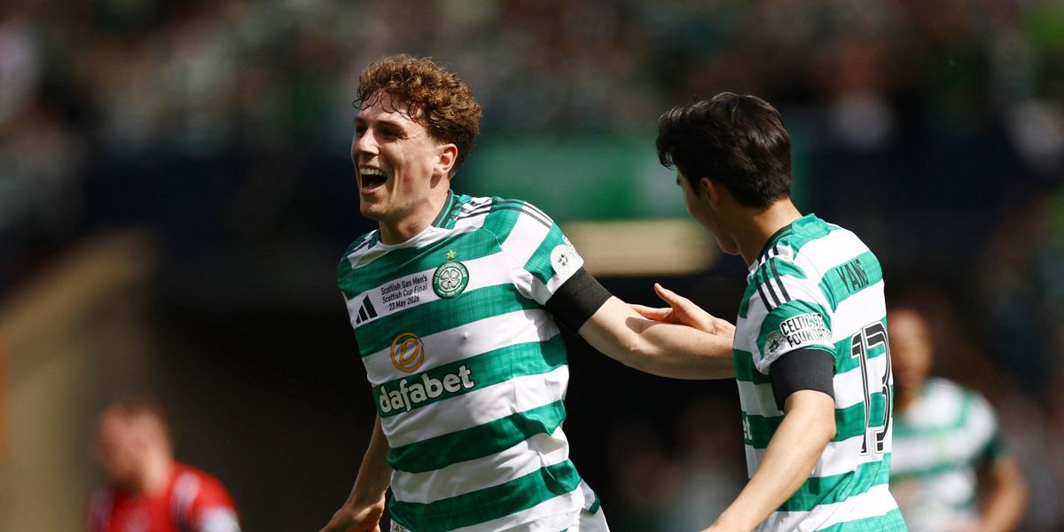 Celtic cruise past Dunfermline to win Scottish Cup and do the double Celtic cruise past Dunfermline to win Scottish Cup and do the double
