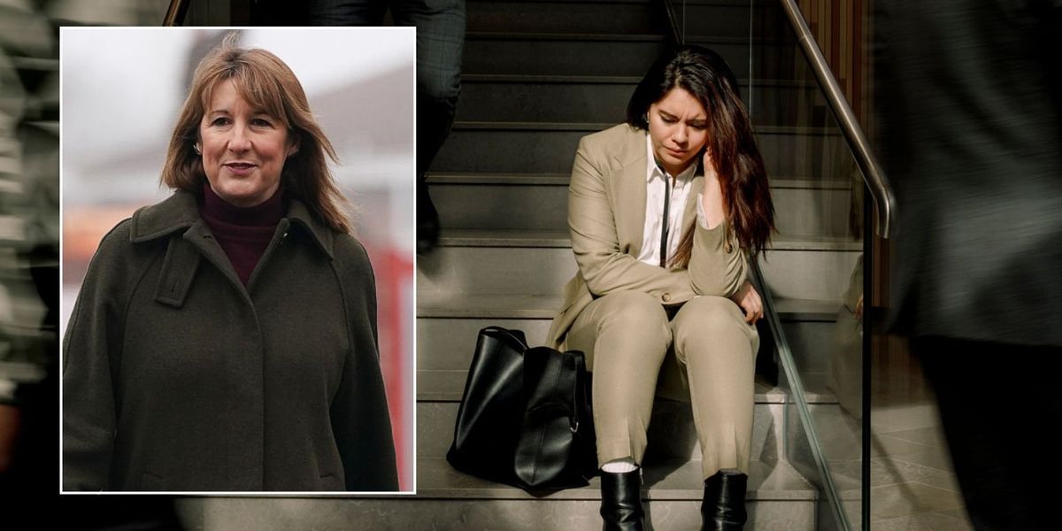 UK wages drop as unemployment remains steady amid ‘weakening labour market’ UK wages drop as unemployment remains steady amid ‘weakening labour market’